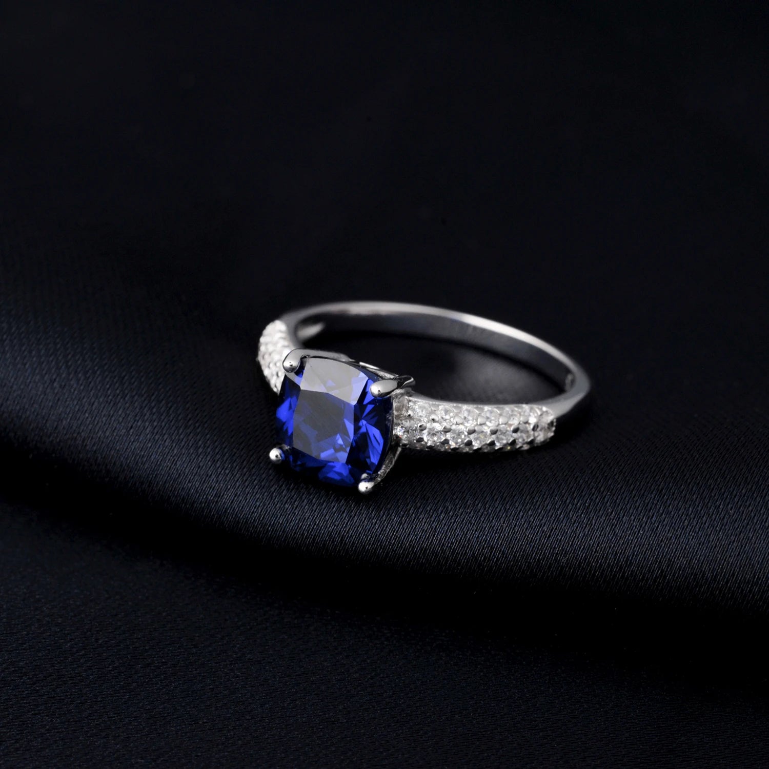 Potiy 2,22 Karat Künstlicher Saphir Nano-Smaragd Tansanit Solitär-Ring aus 925 Sterling Silber für Damen Täglicher Partyschmuck Geschenkset