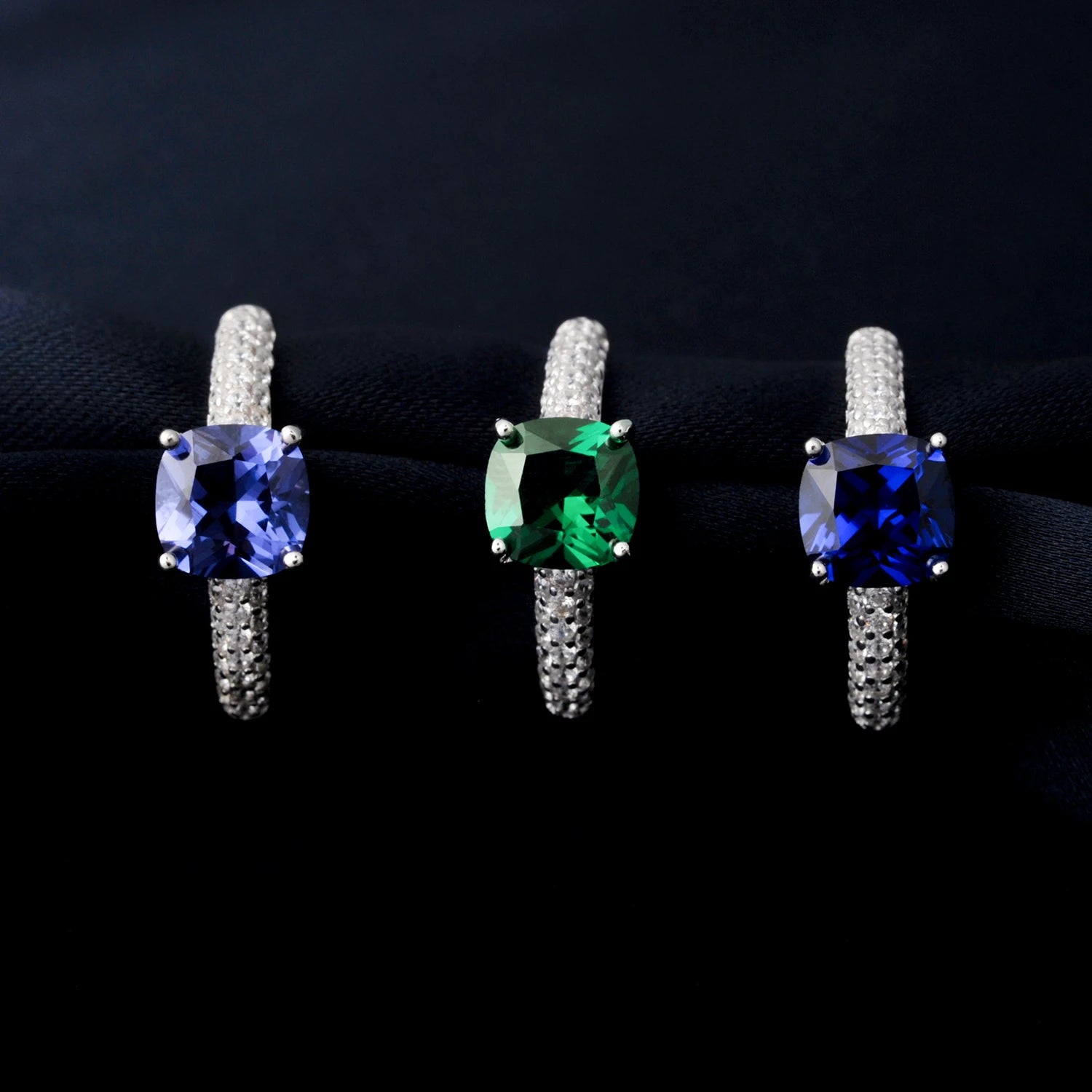Potiy 2,22 Karat Künstlicher Saphir Nano-Smaragd Tansanit Solitär-Ring aus 925 Sterling Silber für Damen Täglicher Partyschmuck Geschenkset