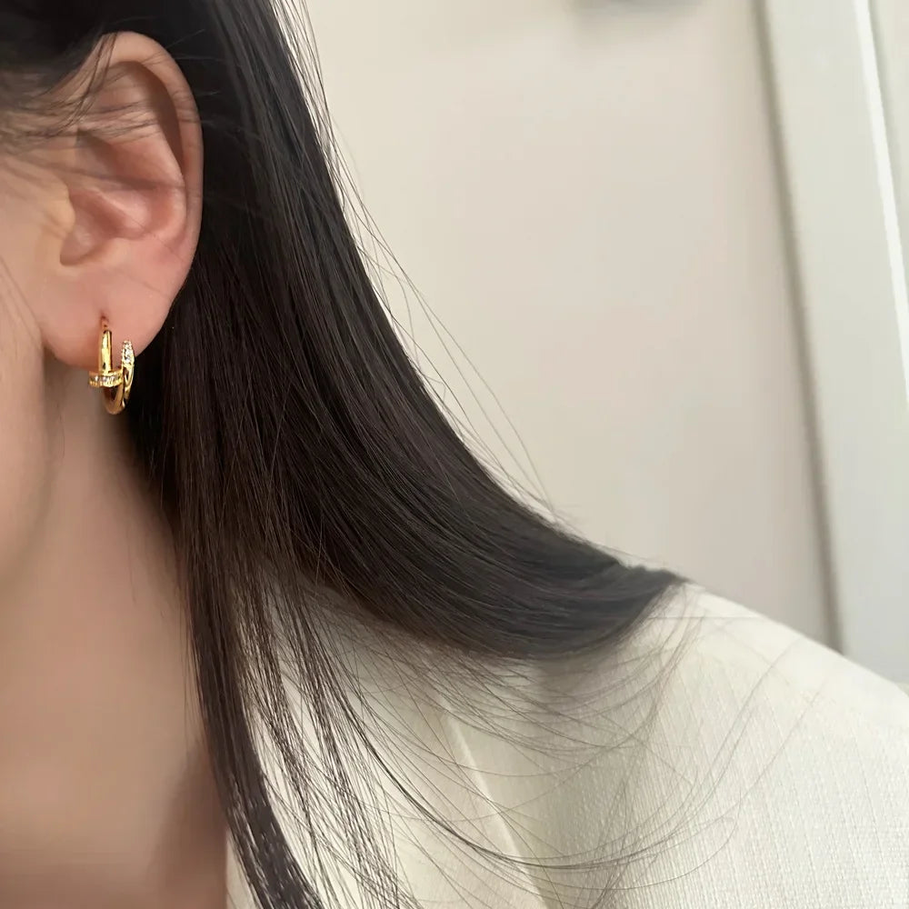 Silberfarbene Zirkon-Nagel-Rundohrringe für Frauen Minimalistischer Trendiger Modeschmuck Glänzende Accessoires