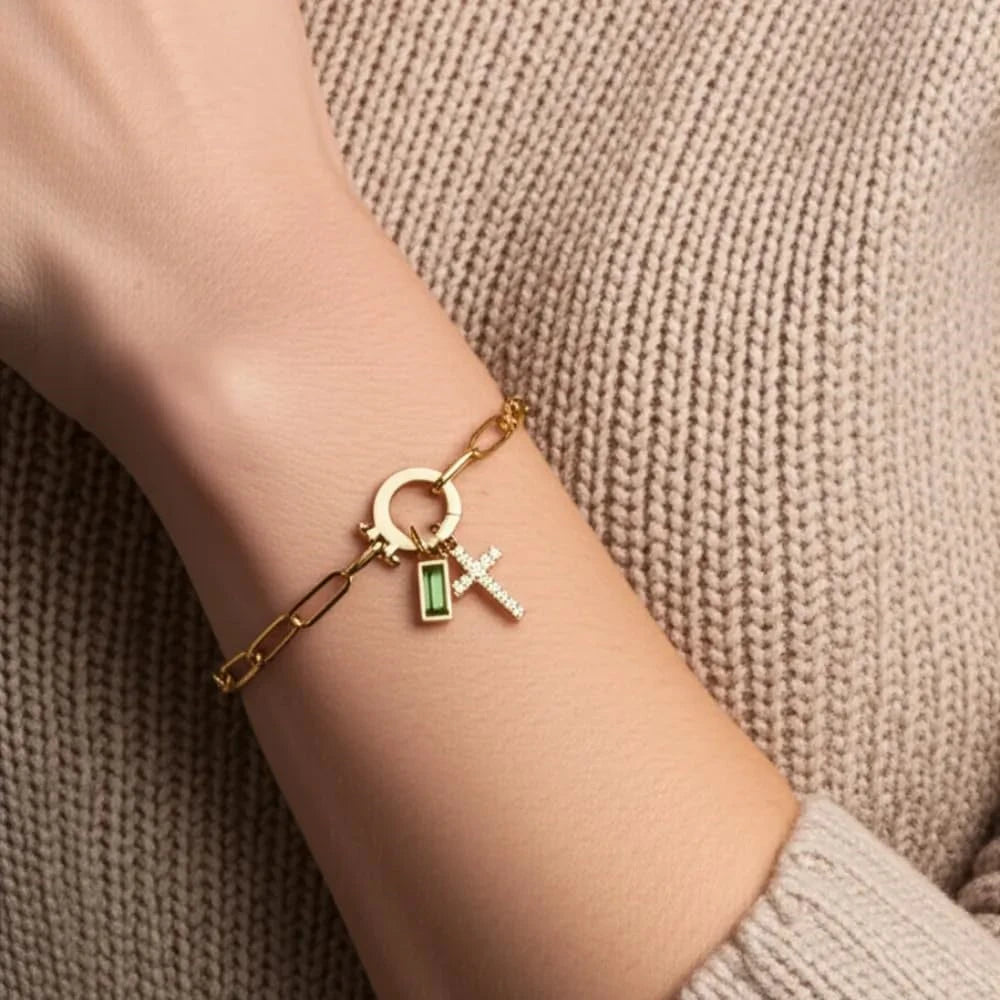 Paperclip Geburtsstein-Kreuz-Charm-Armband Goldfarben Zirkon-Kreuz-Armband Damen Tauf-Schmuck Geschenk für Ehefrau Freundin Mutter